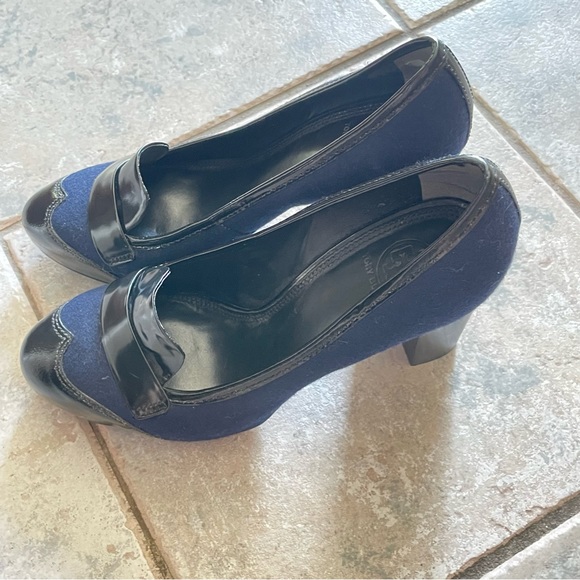 Tory Burch blue heels - Picture 4 of 11